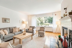 Wohnzimmer - (KI generiert)